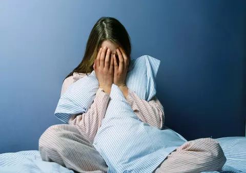 Trecerea la ORA de IARNĂ şi DEPRESIA. CE spun SPECIALIŞTII