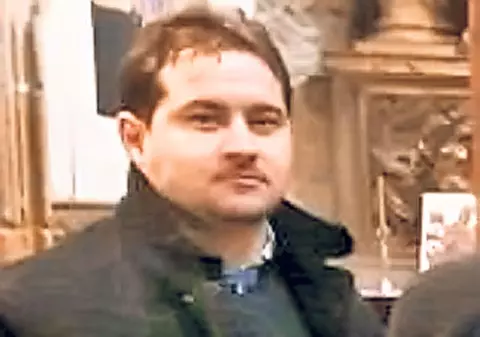 Mama geamănului declarat mort acum 30 de ani va fi audiată de poliţişti: «Simt că băiatul meu trăieşte»