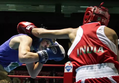 VIDEO / Scandal în box! A considerat că a fost furată de arbitri şi a refuzat medalia 