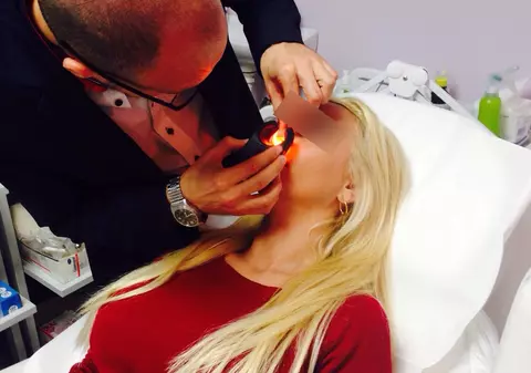 VERDICT CLAR DE LA MEDIC, pentru o vedetă de la noi! PRIN CE TREBUIE SĂ TREACĂ | FOTO