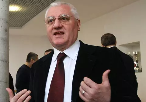 Vedetele noastre au crescut în sărăcie lucie! Acum sunt ținta invidiei