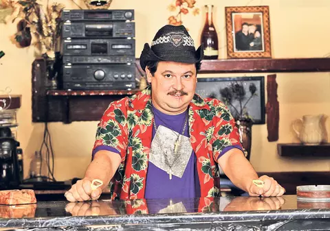 EXCLUSIV | Bobonete, superfermierul | Roşia montană are concurenţă în roşia de Băneasa