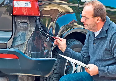 Atenţie, şoferi! RCA-ul se modifică și se scumpeşte