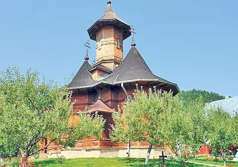 Două chilii ale Mănăstirii Agapia au fost distruse de un incendiu