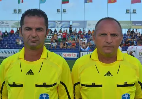 Doi români vor arbitra meciuri din Campionatul European!