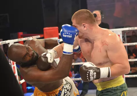 Cătălin Moroşanu şi fraţii Stoica se bat sâmbătă la Monza în marea finală Superkombat a anului