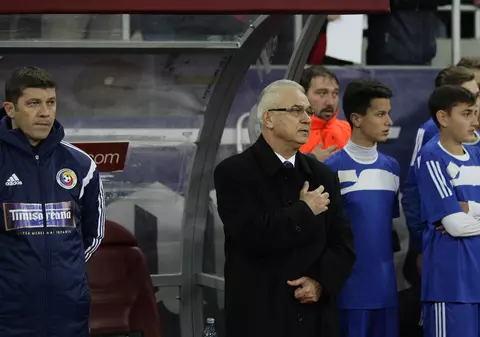 Iordănescu: ”Vreau să-l bat pe prietenul Olsen! Promite un joc ofensiv!