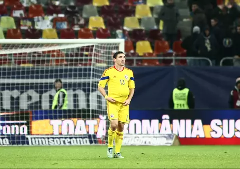 DEZVĂLUIRE / Claudiu Keşeru i-a transmis un ^mesaj intim soţiei sale, Laura, după dubla cu Danemarca: ”Vreau un băieţel”