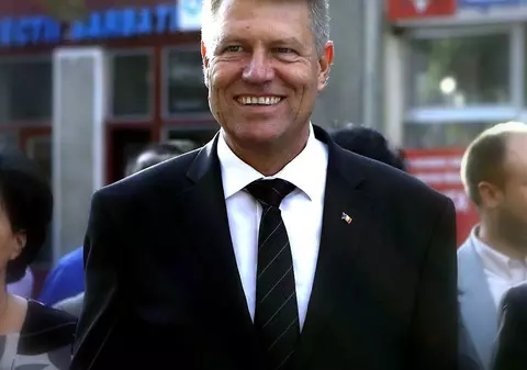 SECRETUL NUMELUI președintelui ales! IOHANNIS sau JOHANNIS? 