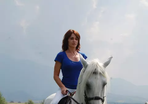 NADIA COMĂNECI/ Libertatea a fost acolo când a învățat să călărească!