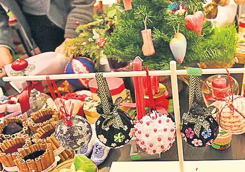 Vrei cadouri de Sărbători pentru cei dragi? Poftește la târg!