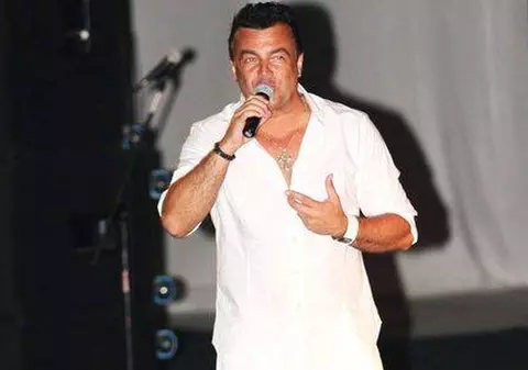 Adrian Enache, SCHIMBARE de LOOK. Vrea frizură de adolescent!