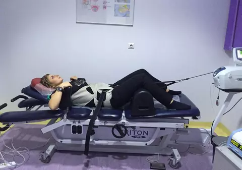 Ana Maria Reghecampf îşi întreţine sănătatea într-o clinică din Bucureşti