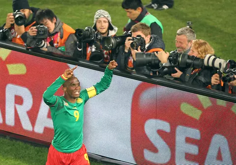 Samuel Eto'o s-a însurat în secret la Milano