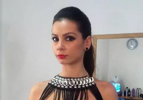 IULIANA LUCIU dă AMĂNUNTE despre OPERAȚIA la OCHI suferită de SORA EI!