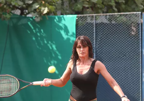 Nadia Comăneci: ”Aş vrea să joc un meci cu Simona Halep, chiar dacă nu prea mă pricep”