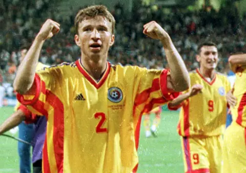 Dan Petrescu este fiert să devină selecționer: ”Acum trebuie să aştept un om din «Generaţia de Aur» şi dacă nu vine el, nu mai antrenez niciodată naţionala?”