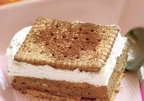 Prajitură cu biscuiţi