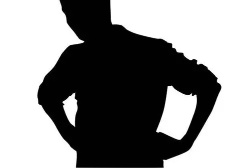 ANCHETĂ în ȘCOALĂ! Profesorul de SPORT, acuzat că a LOVIT cu PICIOARELE un ELEV