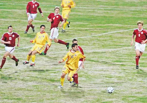 VIDEO / TOPUL celor mai rușinoase înfrângeri din istoria tricolorilor