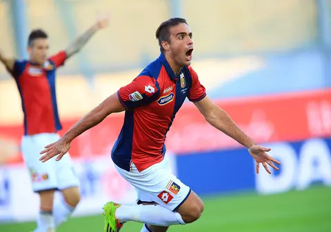 FOTO&VIDEO / Iubita lui Alessandro Matri se menţine în formă cu antrenamente dure