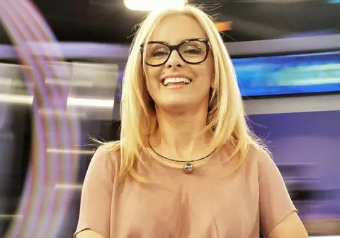 SIMONA GHERGHE, într-o IPOSTAZĂ ATIPICĂ, în URMĂ cu 5 ANI!