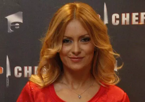 SIMONA GHERGHE le FACE SURPRIZE fanilor ei! O VĂD așa cum PUȚINI o ȘTIU!