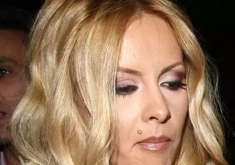 SIMONA GHERGHE nu mai are SOMN de două SĂPTĂMÂNI! Ocupată NOAPTEA cu PLĂCERI VINOVATE!