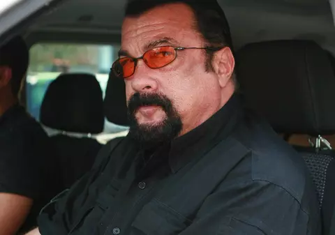Steven Seagal, VIOLENT la FILMĂRI. DEZVĂLUIRILE unui CASCADOR român: "Ne trata ca pe obiecte de recuzită"
