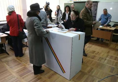 Începe lupta pentru primării! Candidații, așteptați la depunerea dosarelor