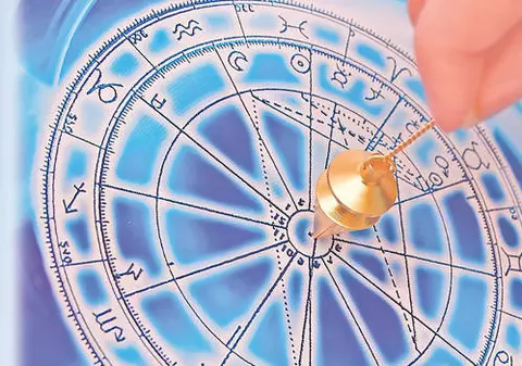 HOROSCOP | Racii trec prin schimbări la serviciu