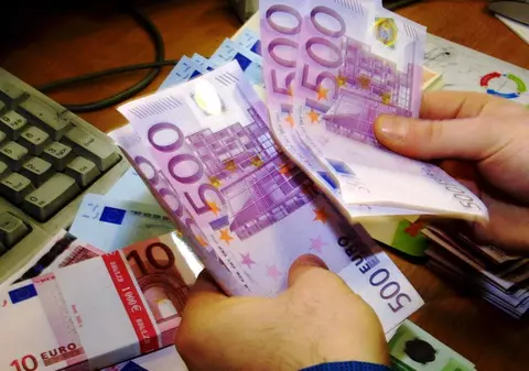 Economia Rusiei se prăbuşeşte