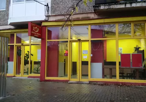 Au spart un oficiu poştal, dar s-au ales doar cu felicitări
