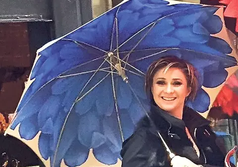 Umbrelă de 500 de euro pentru Anamaria Prodan! Am aflat ce daruri a primit în avans pentru ziua ei