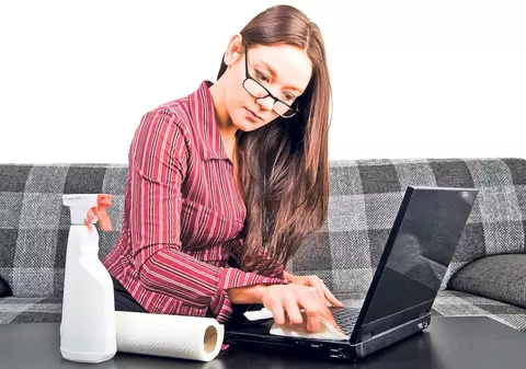 Curăţă corect electronicele din casă