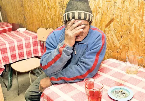 Se anunță zile grele pentru BEȚIVI! SUPRAVEGHEAȚI câte PAHARE dau pe gât!