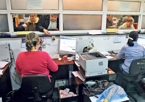 Stai mai bine pe bani la stat! Salariaţii din privat câştigă mai puţin decât bugetarii