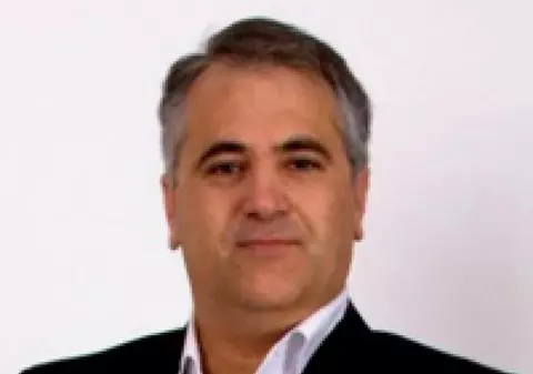 Un senator român cere drepturi pentru menajere