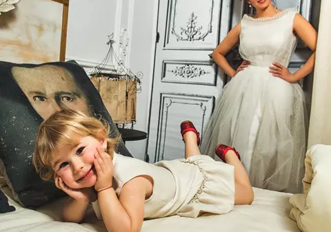 Cine este STILISTUL prezentatoarei Ela Crăciun | FOTO