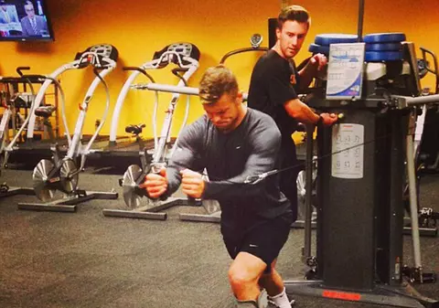 Un jucător de la Arsenal se supune la CHINURI groaznice pentru a reveni pe teren / VIDEO