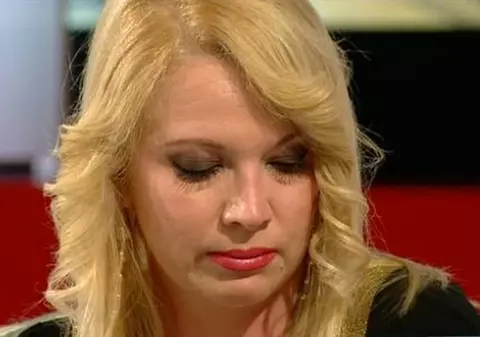 Scandal uriaș în direct la tv. Oana Lis, bruscată de soțul ei, după ce a fost surprinsă vorbind cu presupusul amant