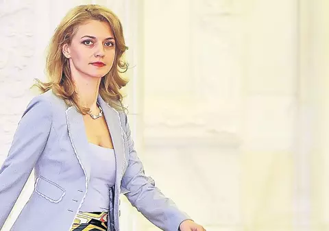 Alina Gorghiu, în locul lui Klaus Iohannis la șefia PNL!