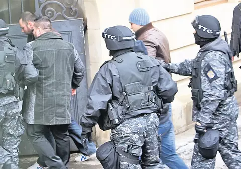 Arestările pe bandă rulantă n-au făcut România mai curată