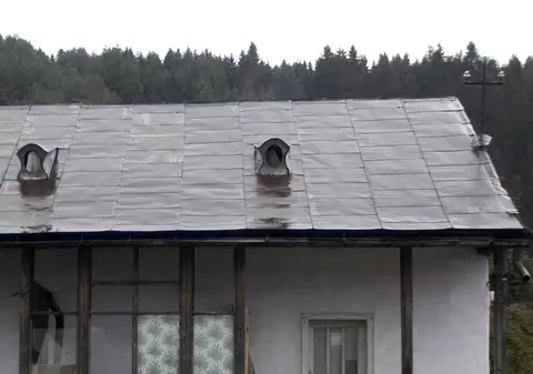 ROMÂN celebru în PRESA BRITANICĂ. Și-a construit CASĂ în România cu banii primiţi ca ajutor social în Marea Britanie