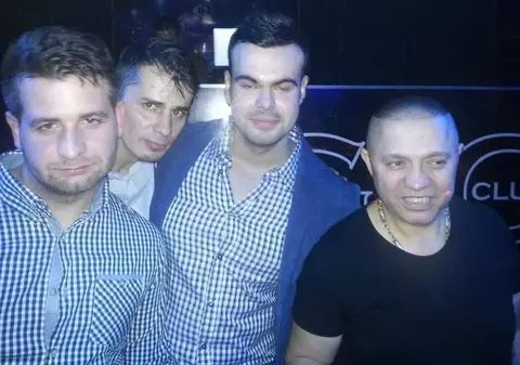 PETRECERE CU CÂNTEC ÎN GERMANIA / Manelistul Nicolae Guță ^l-a ”ușurat” de 500 de euro pe un fotbalist român din Germania!!!