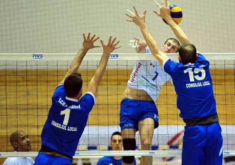 VOLEI MASCULIN / Tomis a făcut instrucție cu Dinamo! Celelalte rezultate