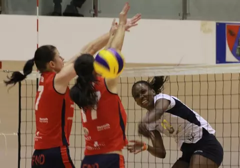 Volei Alba Blaj a pierdut la Dobroești și riscă să cedeze șefia CSM-ului București