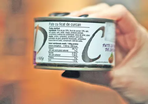 Etichete noi? În vise! În realitate, nici un produs nu conţine toate detaliile obligatorii impuse de UE