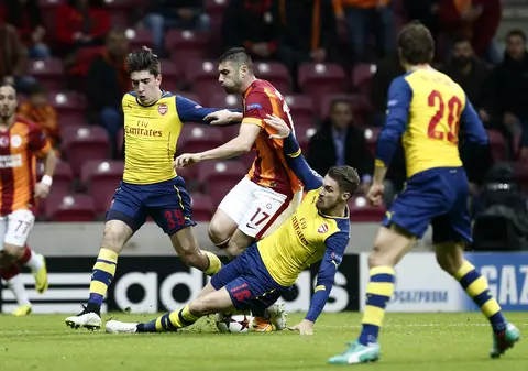 VIDEO & GALERIE FOTO / Galatasaray, UMILITĂ de Arsenal. Clasamentul grupei D