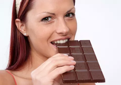 Tusea, TRATATĂ CU CIOCOLATĂ